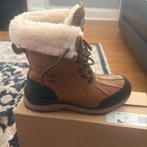 UGG W Adirondack Boot III - Tan and Cream $250